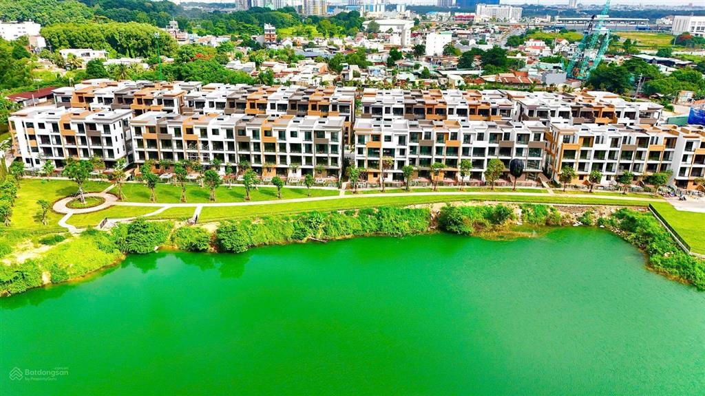 The 9 stellar  bán căn villa view "hoa hậu" trực diện hồ bơi & clubhouse  31.5 tỷ all in