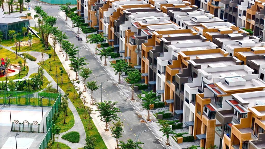 The 9 stellar  bán căn villa view "hoa hậu" trực diện hồ bơi & clubhouse  31.5 tỷ all in