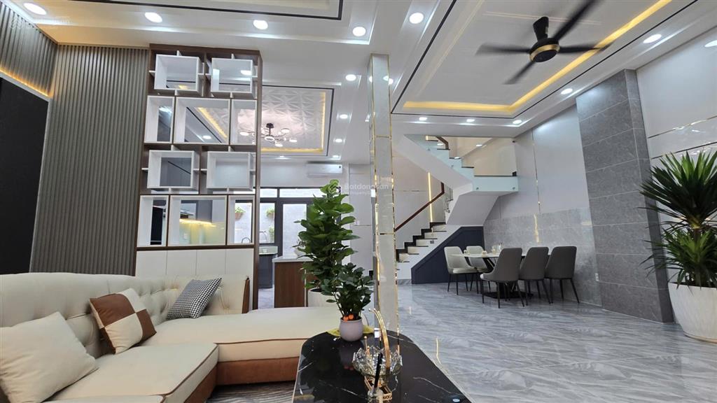 Chính chủ bán gấp nhà mới 3 tầng 115m2, 8.6 tỷ khu anh tuấn green riversie, huỳnh tấn phát, nhà bè