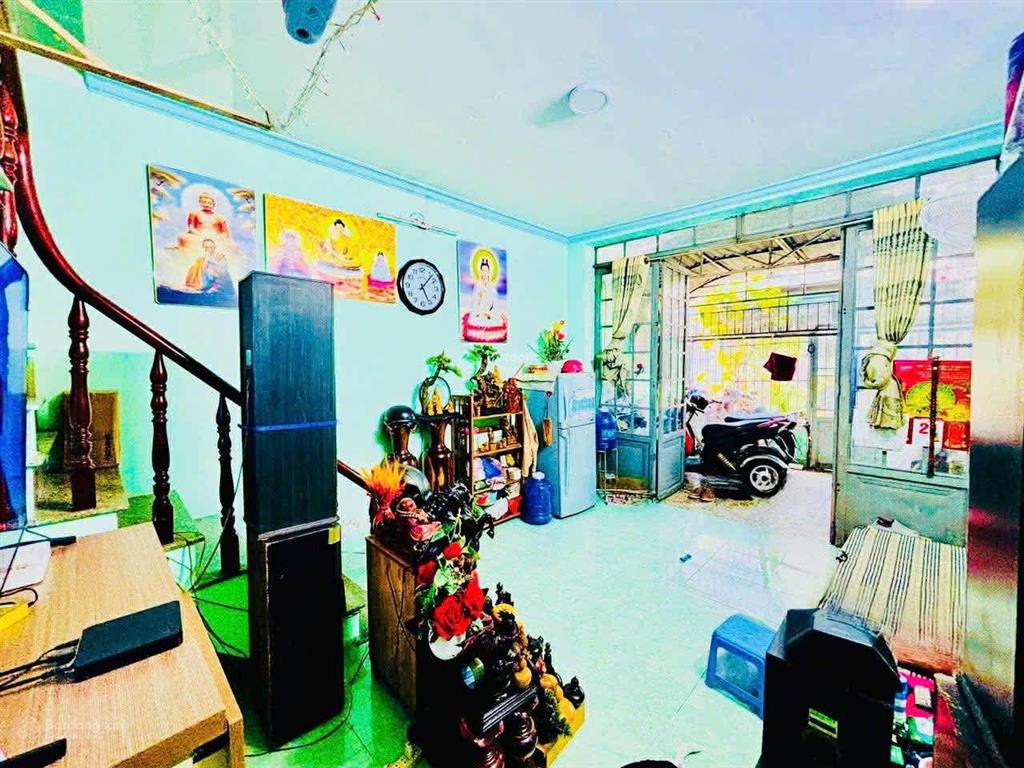 Khu nhà cực kỳ hiếm bán dương thị mười 52m 2 tầng 3pn hxh chỉ 4.5t