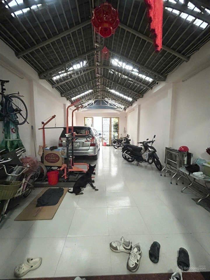 Trung tâm q.12 tổng dt 153m 3 tầng gara oto giá yêu thương