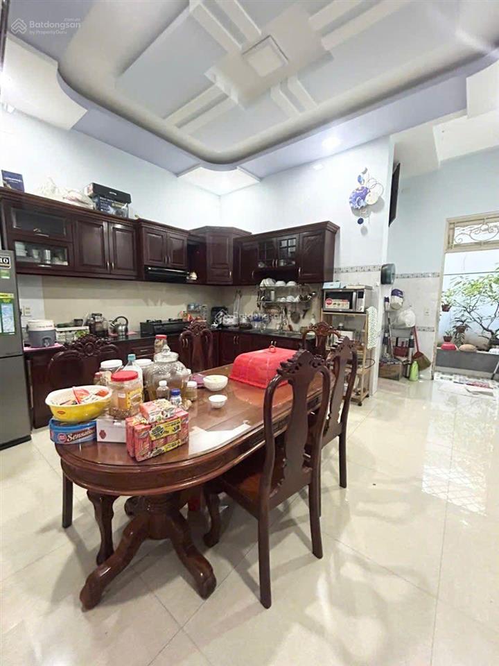 Trung tâm q.12 tổng dt 153m 3 tầng gara oto giá yêu thương