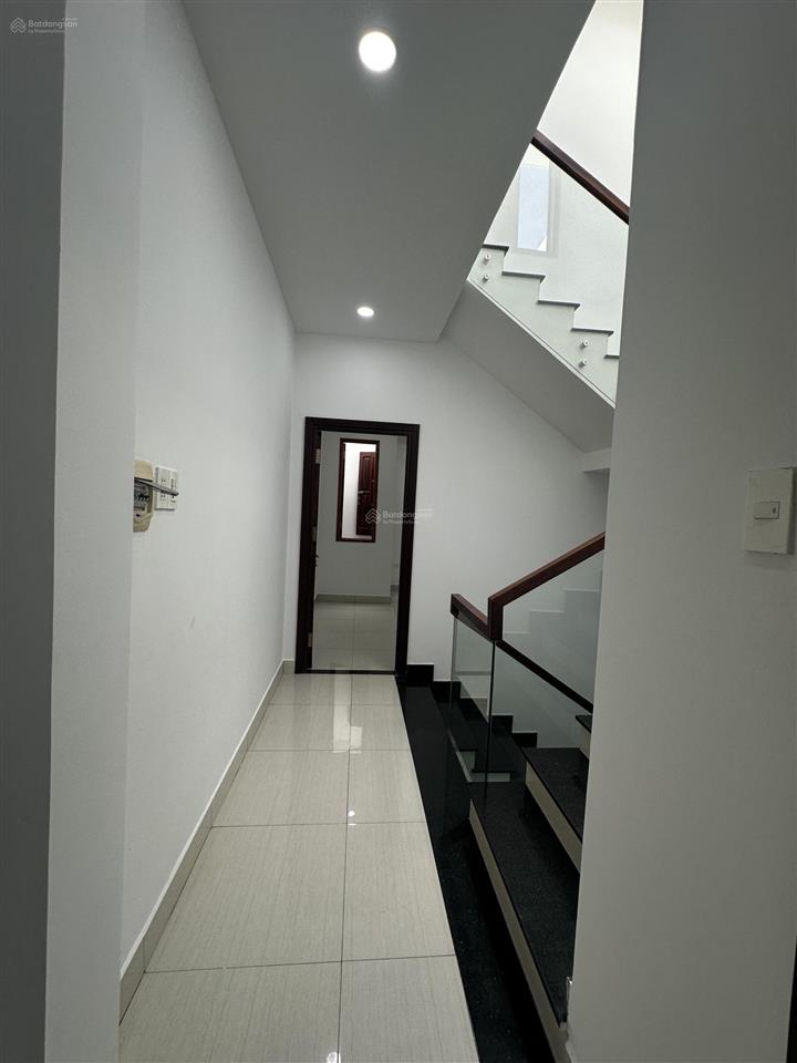 Gia đình đông người tài chính 4.85 tỷ muốn mua nhà đẹp ngay hiệp thành? đừng bỏ qua căn này