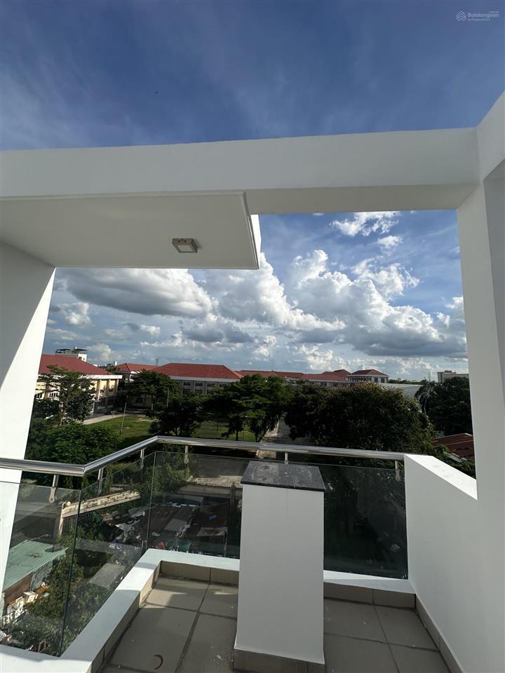 Gia đình đông người tài chính 4.85 tỷ muốn mua nhà đẹp ngay hiệp thành? đừng bỏ qua căn này