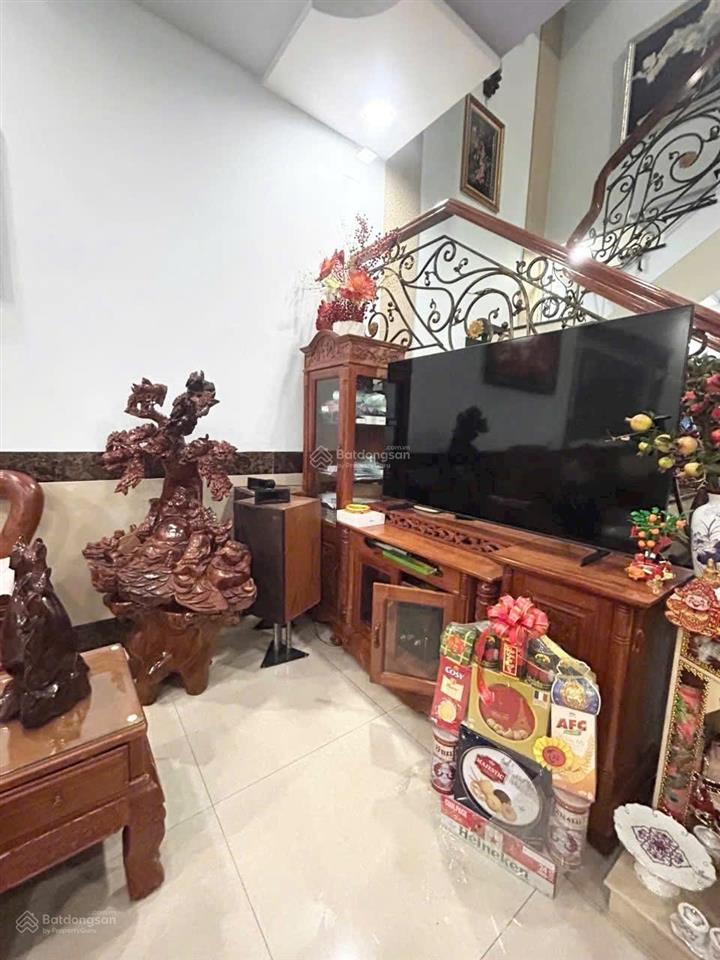 Đừng chỉ nhìn giá, hãy nhìn những gì căn nhà này mang lại.