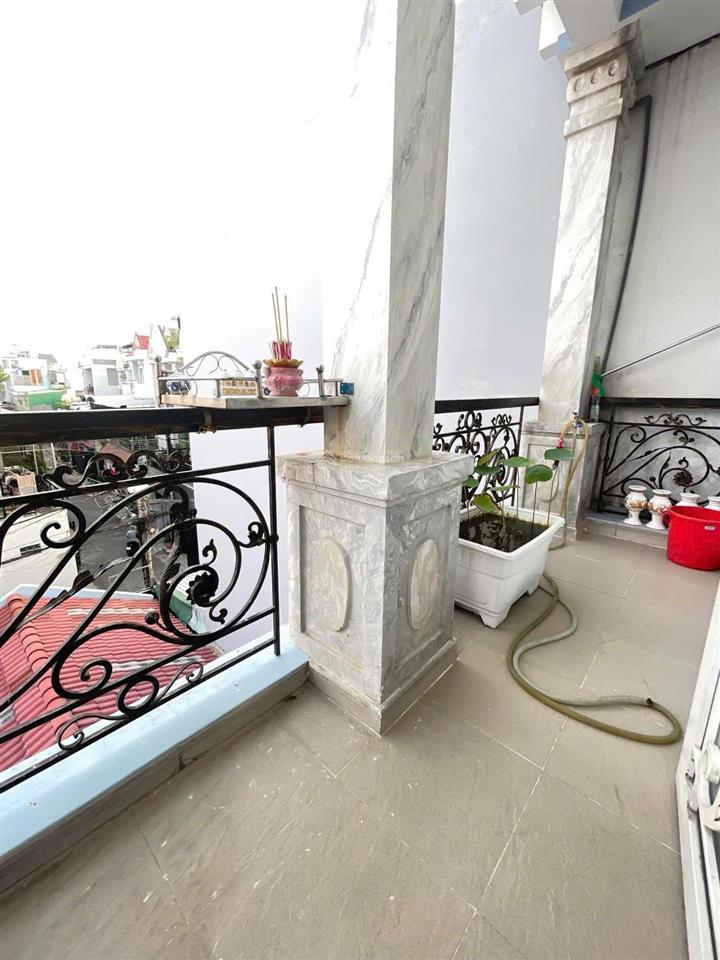 Đừng chỉ nhìn giá, hãy nhìn những gì căn nhà này mang lại.