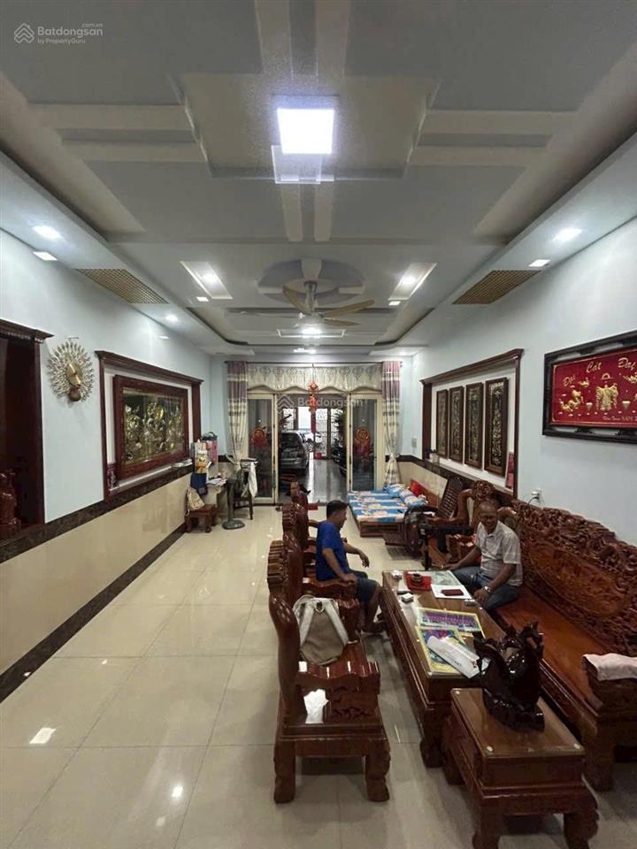 Đừng chỉ nhìn giá, hãy nhìn những gì căn nhà này mang lại.