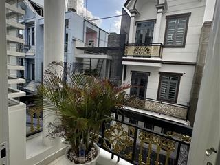Chỉ vào ở thôi ko cần sắm sửa gì thêm  nhà đẹp khu đồng bộ dân trí cao hxh thông