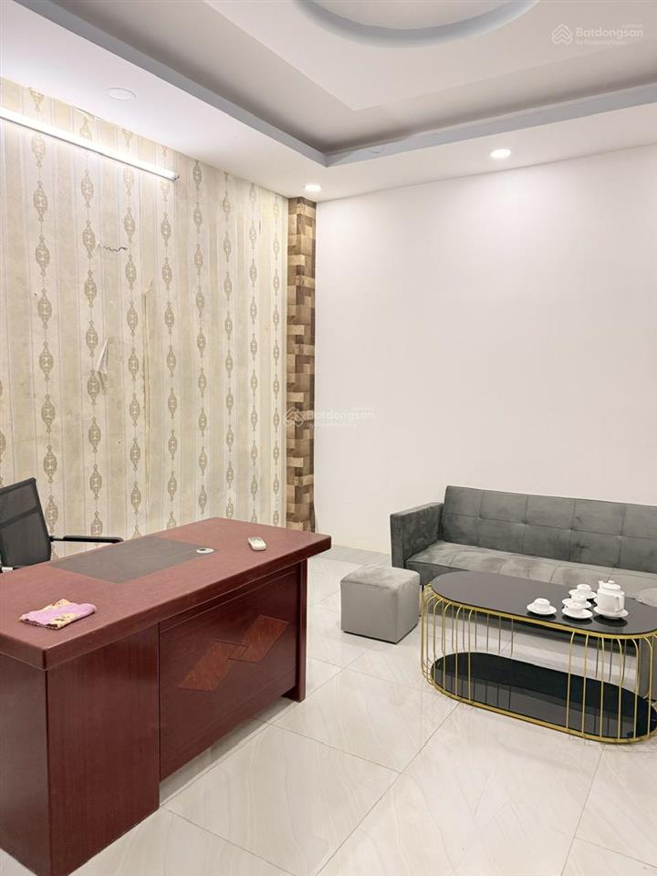 Hẻm xe hơi thông  ngay ngã ba đông quang  4 tầng  56m2  5,8 tỷ
