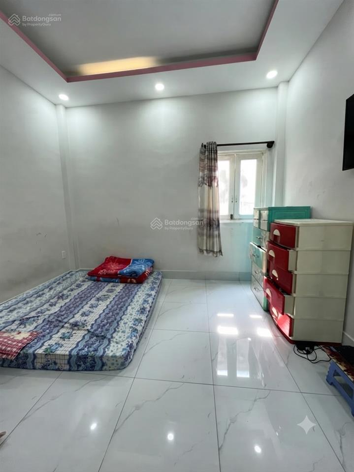 Chỉ 5.4 tỷ  ngay dht 05  3 tầng  4pn  hxh