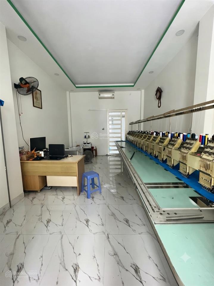 Chỉ 5.4 tỷ  ngay dht 05  3 tầng  4pn  hxh
