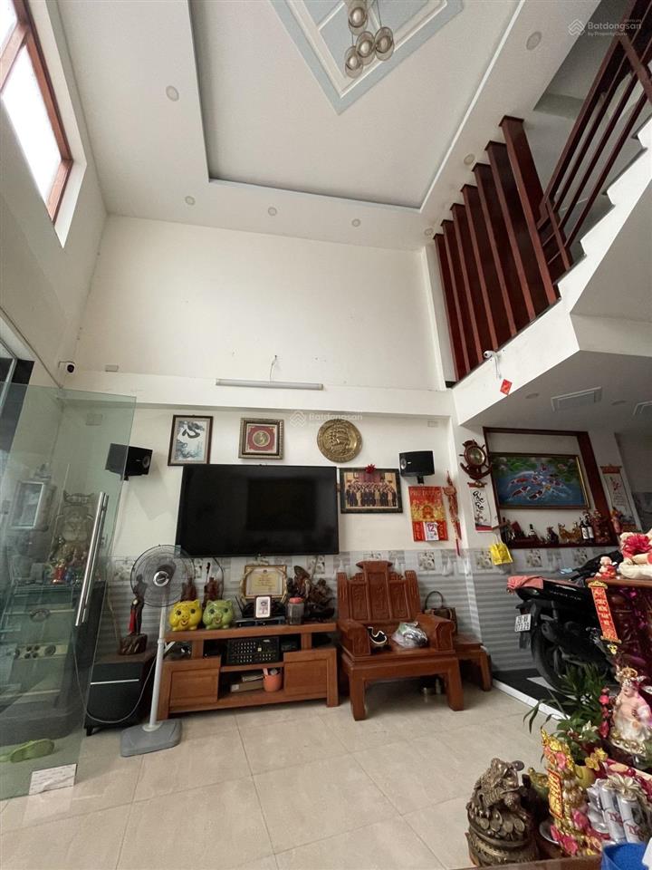 Chỉ nhỉnh 4t  5 tầng  hxh  5pn  dương thị mười  q.12