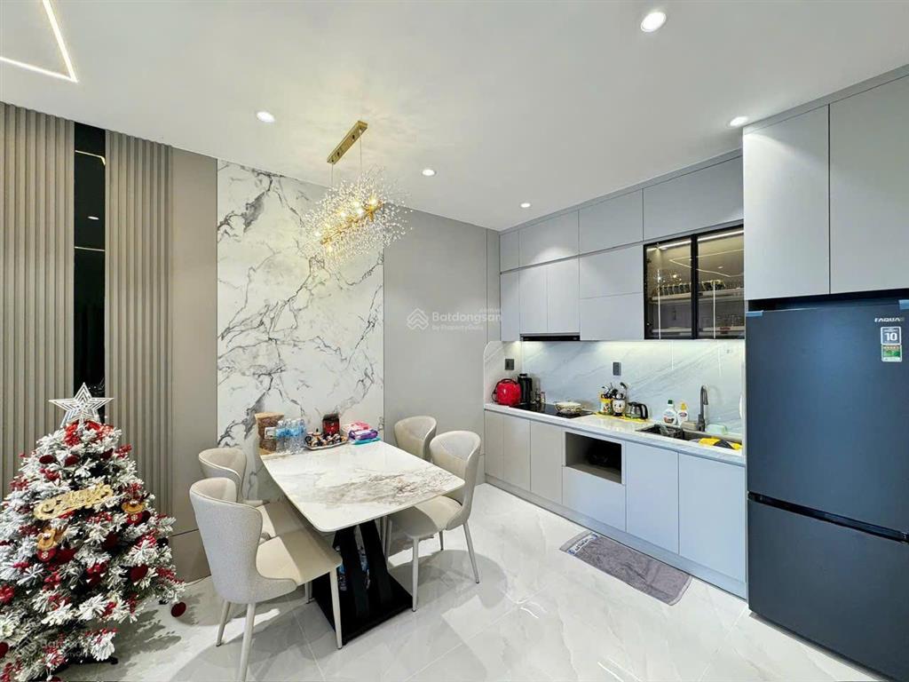 Căn hộ view biển trực diện mường thanh viễn triều, nha trang