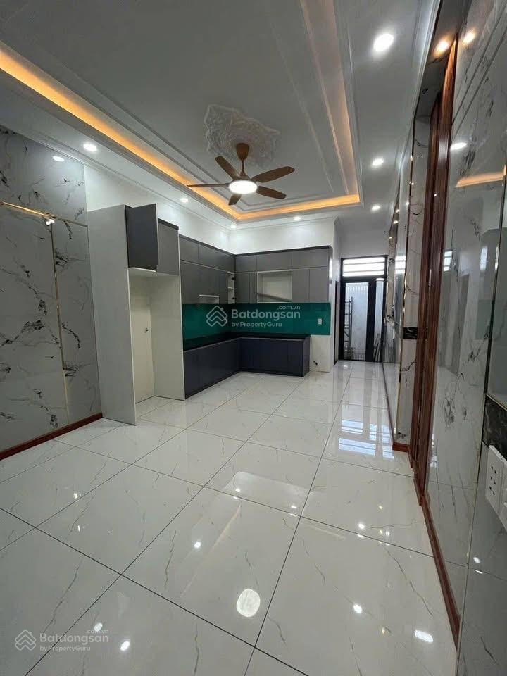 Bán nhanh nhà shr ngay go dĩ an chỉ 100m 1 trệt 1 lầu với 100m2