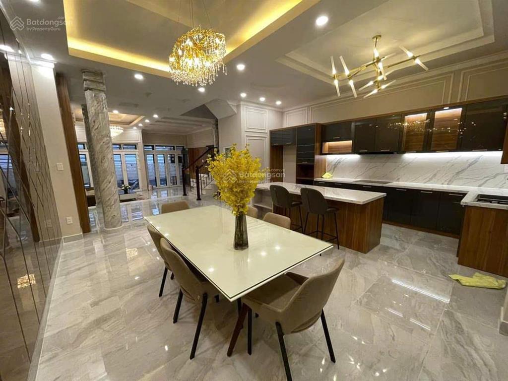 Biệt thự mới đẹp hẽm xe hơi võ thị sáu quận 1 gía 28,5 tỷ tel  0931 777 ***