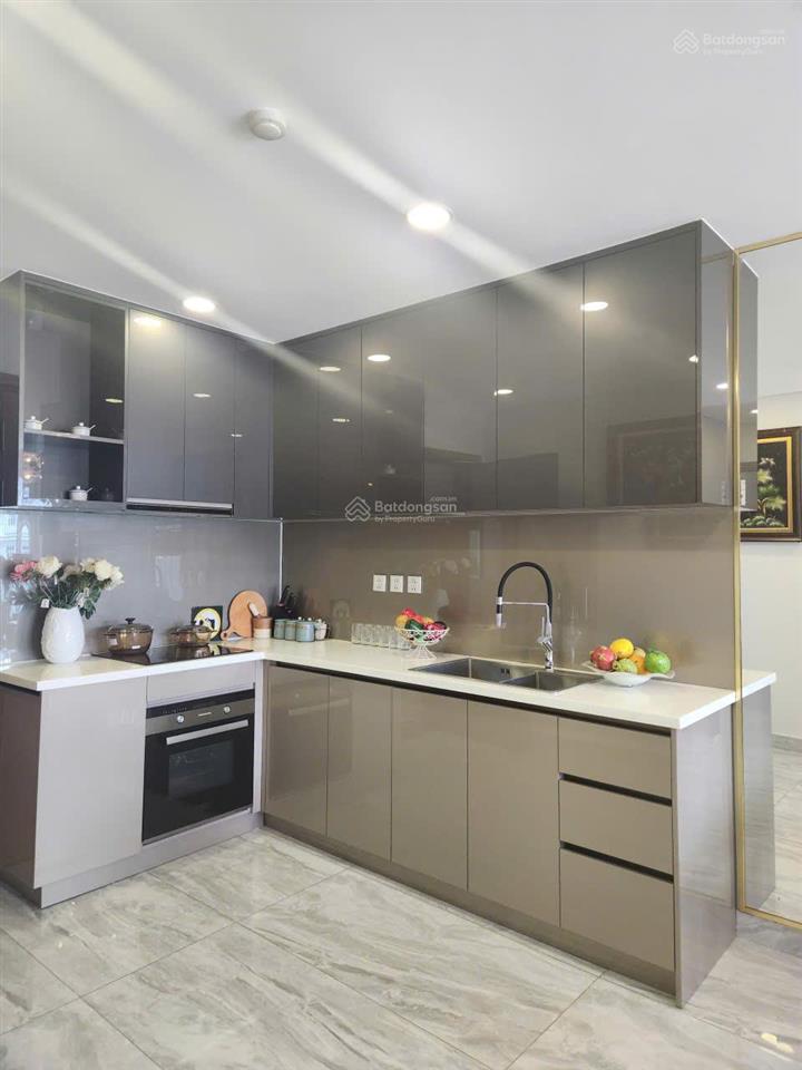 Chủ gửi bán căn hộ gần trạm metro  70m2  chỉ 4.6 tỷ  nguyễn lương bằng, quận 7  thu 0902 648 ***
