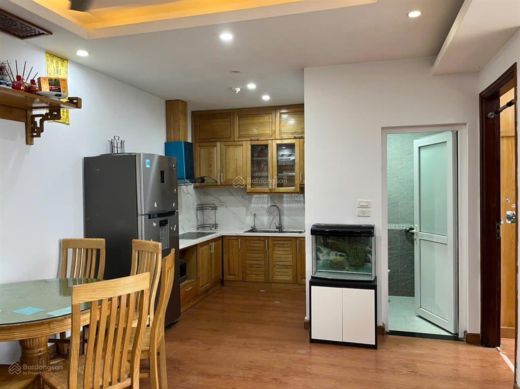 Cần cho thuê căn hộ diện tích 70m2, toà 2a vinaconex 7, 136 hồ tùng mậu, căn hộ bắc từ liêm,hà nội
