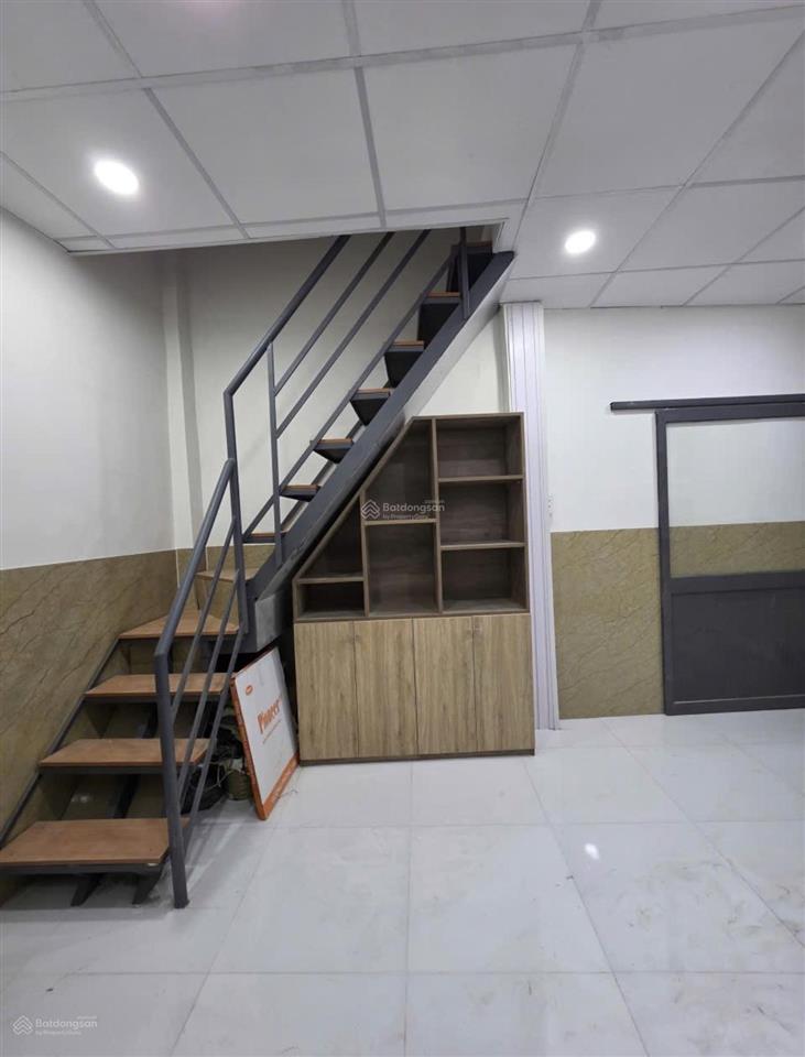 2,95 tỷ nhà shr 25m2 quận 1 giao dịch chính chủ