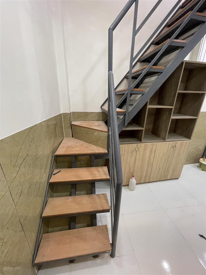 2,95 tỷ nhà shr 25m2 quận 1 giao dịch chính chủ
