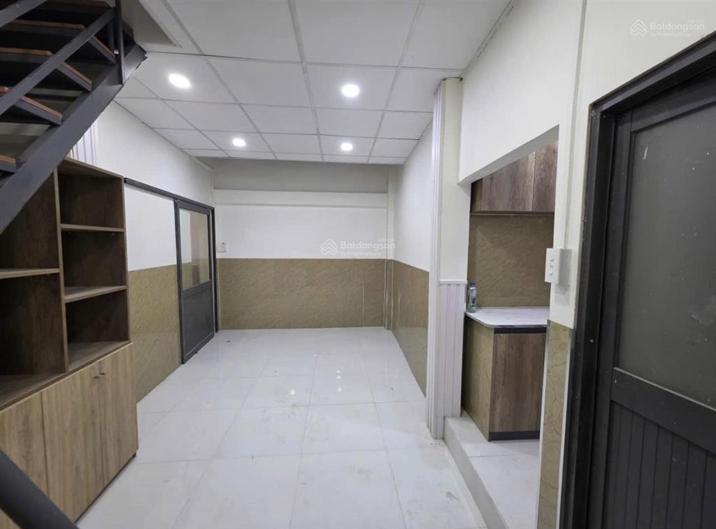 2,95 tỷ nhà shr 25m2 quận 1 giao dịch chính chủ