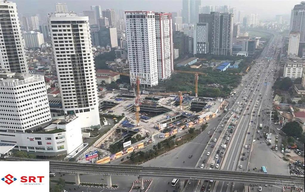 Căn góc 2n f20806 không cắt lỗ không ngoại giao đây là căn độc quyền bên em, ký hđmb với cđt luôn ạ