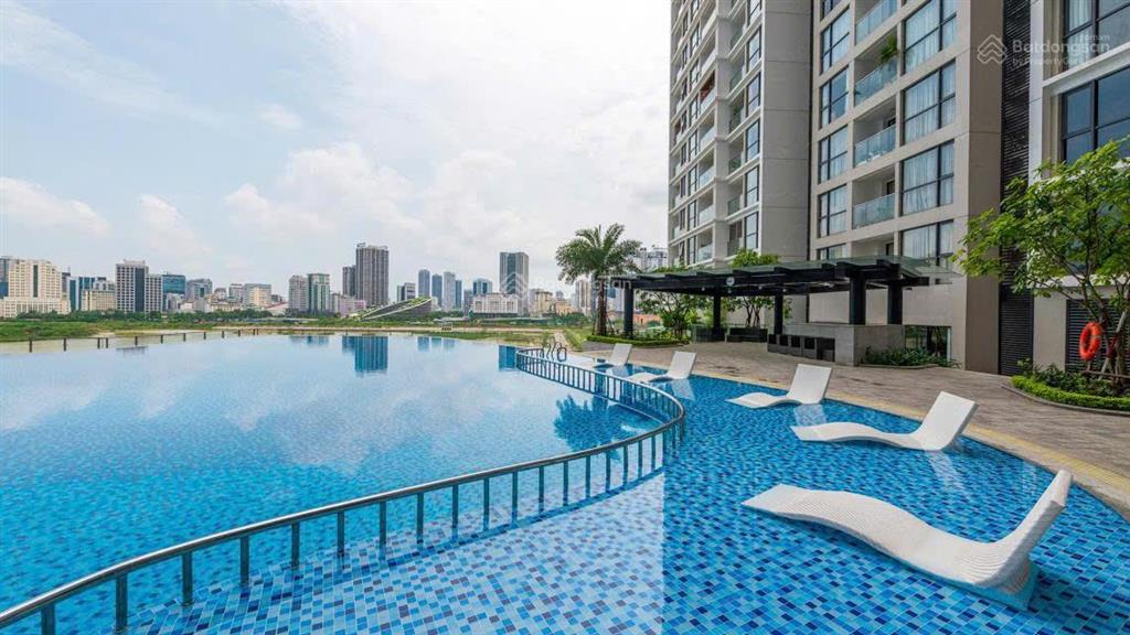 Chính chủ cần bán nhanh căn hộ 2n 2wc, 65m2, bc đông nam, tầng trung, 8,1 tỷ, tại vinhomes skylake