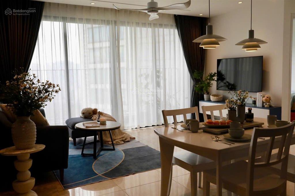 Căn hộ 2n2vs, 70m2, view thành phố, 7 tỷ, vinhomes d'capitale,  ngay em khải