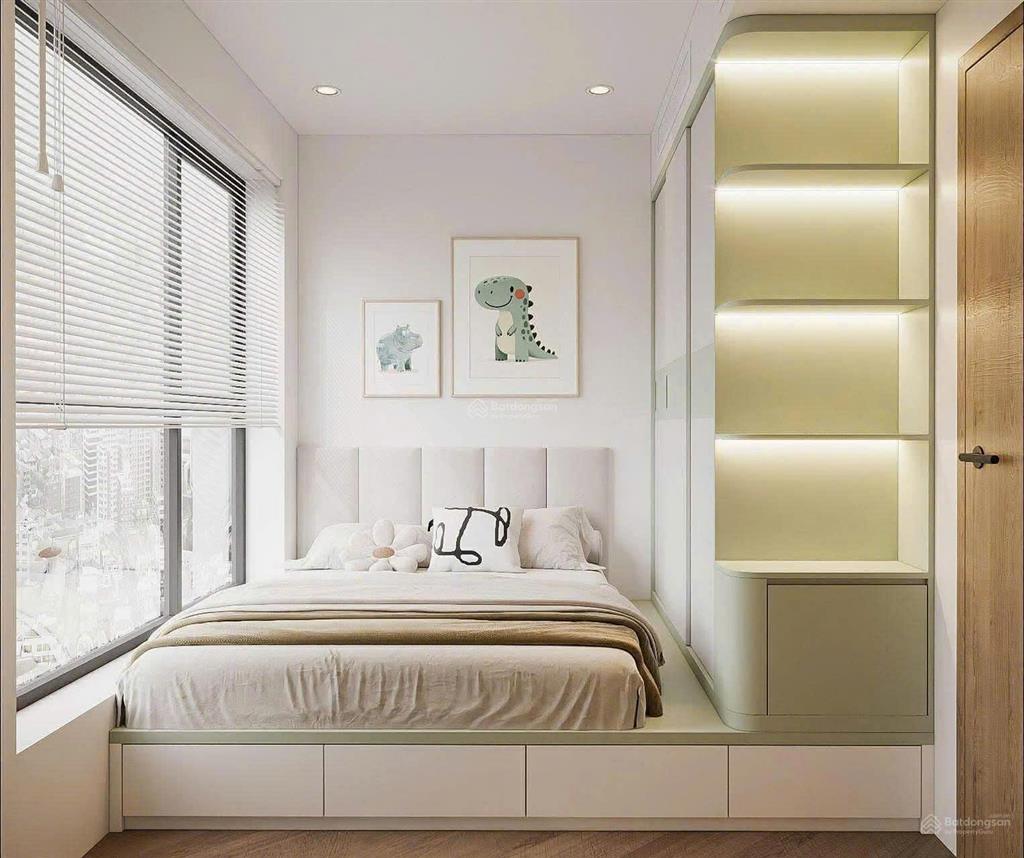 Giá sốc chính chủ bán căn hộ 3n2vs, 86m2, bc đông bắc, tầng trung, tại lumiere evergreen