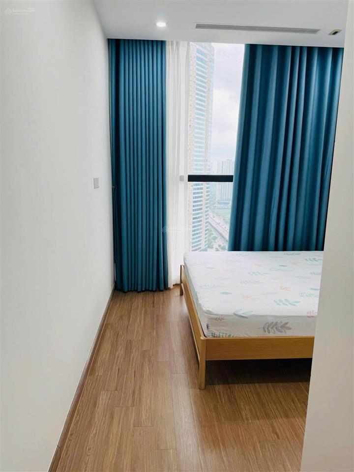 Cho thuê căn hộ 2n2vs, 19 triệu/tháng, full đồ, bc đông nam, vinhomes skylake, vào ở ngay