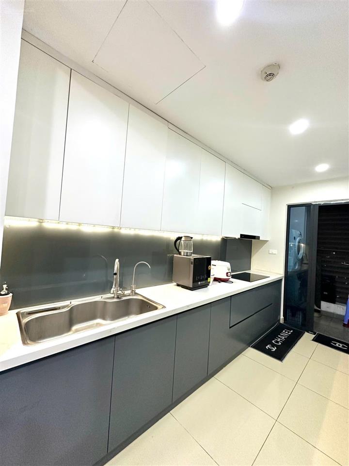 Bán căn hộ trục hiếm 2 ngủ 2wc, 86 m2, full đồ, hướng mát, giá tốt tại goldmark city.