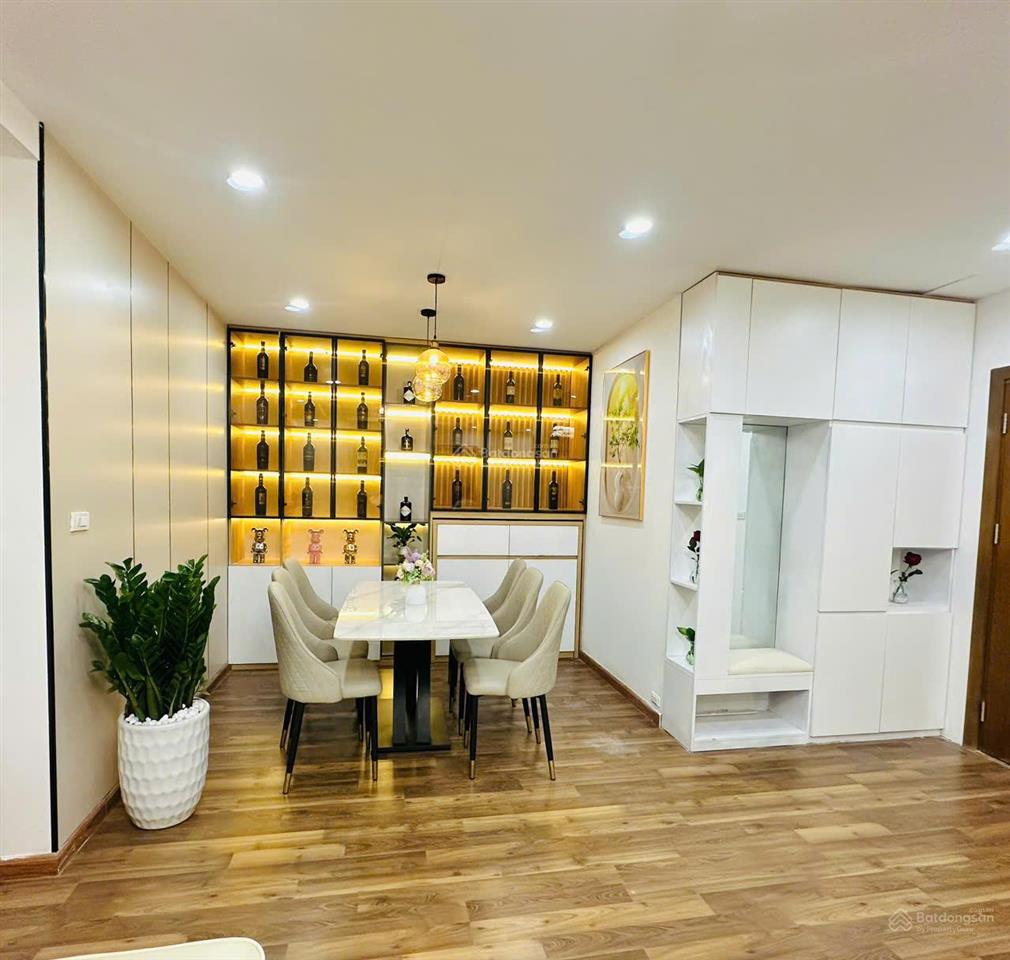 (mới) bán căn hộ hoa hậu 2pn2vs, 87m2, ban công đn, full đồ, view thành phố, tại goldmark city