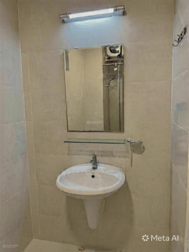 Chính chủ, đang cho thuê. diện tích 65,58m2, tầng 7, nhìn ra không gian trống, thoáng