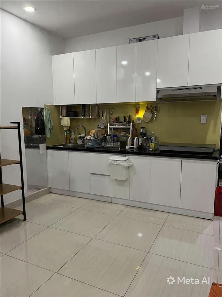 Chính chủ, đang cho thuê. diện tích 65,58m2, tầng 7, nhìn ra không gian trống, thoáng