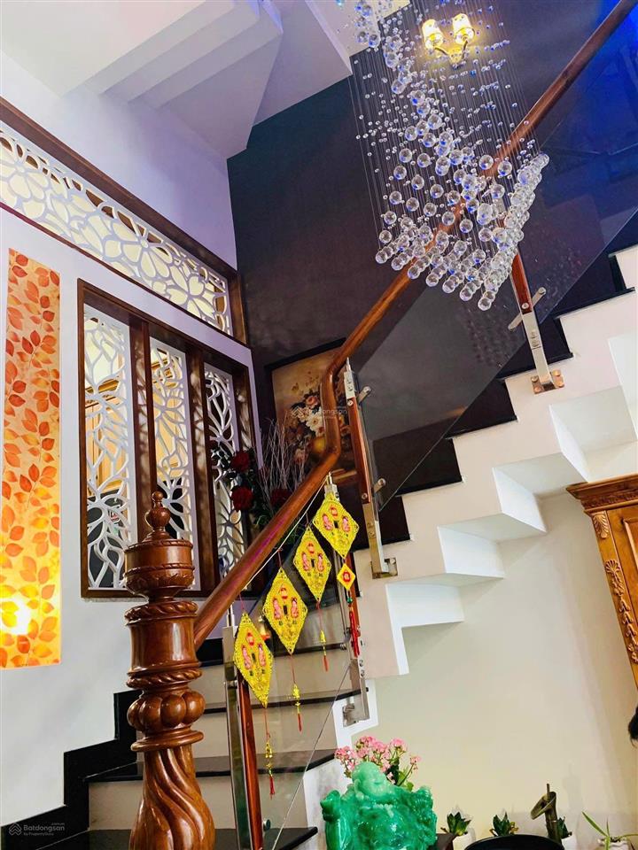 Bán nhà mặt tiền bầu cát 1, phường tân bình ( p14. quận tân bình) 4x18 4 tầng 18 tỷ 500