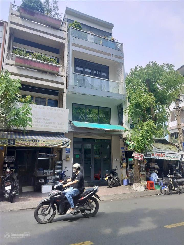 Bán nhà mới đẹp lý nam đế, p. minh phụng, quận 11 cũ  4.3x12m  4 tầng  nở hậu đẹp  giá 17 tỷ