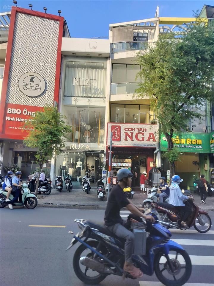 Bán nhà mặt tiền sư vạn hạn, p. 12, quận 10. diện tích 4x17m. 4 tầng  29 tỷ có chỗ lắp thang máy