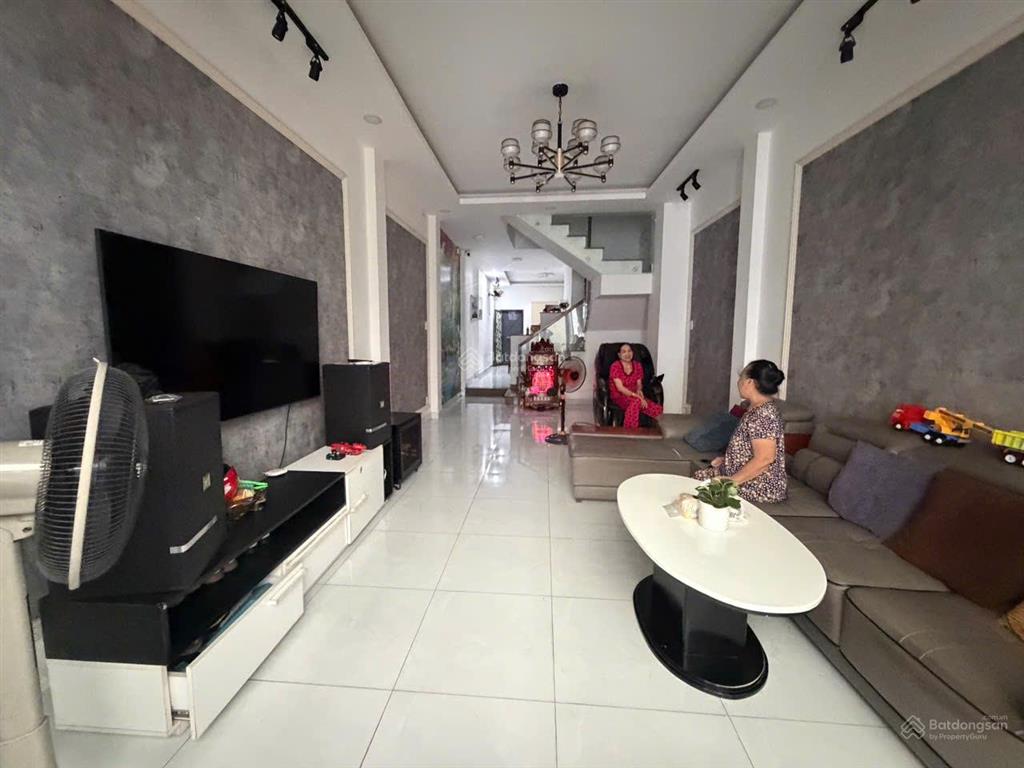 Bán nhà mới hẻm 4m tô hiên thành, p15, quận 10 dt 4 x 19m 4 tầng 12 tỷ 800 tl