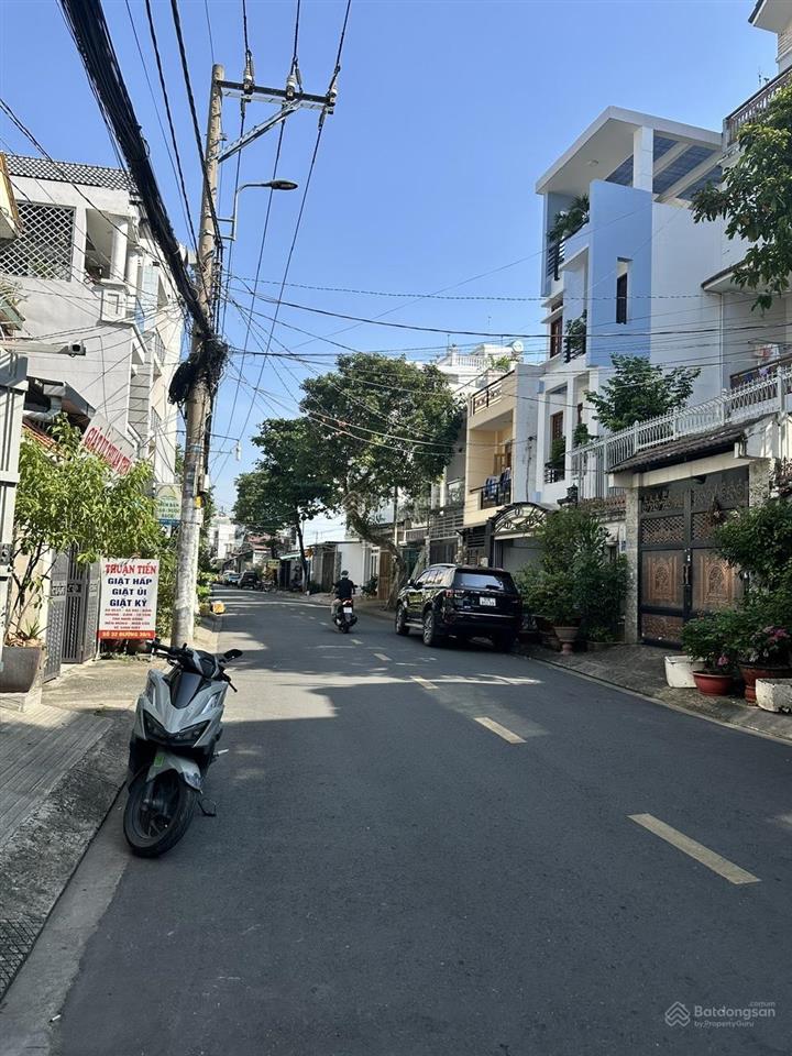 27 tỷ còn 24 tỷ . chdv 5 tầng và mt kinh doanh 30/4 , tân phú 6,2 x 25,3m giá 24tỷ . tl