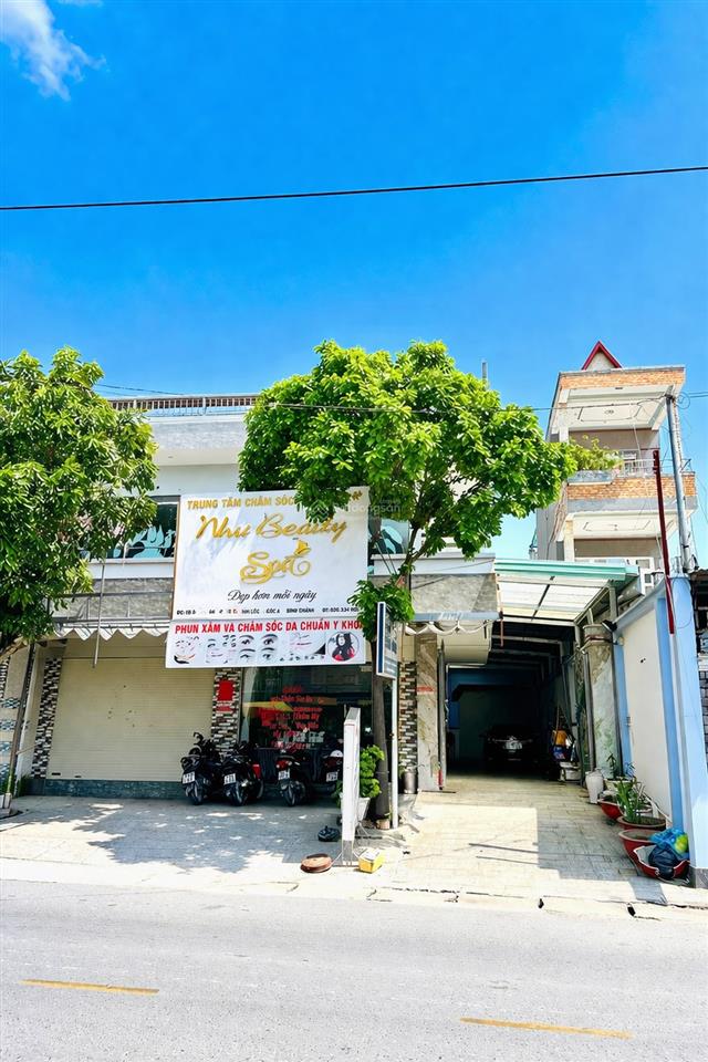 Cho thuê nhà 4 tầng nguyên căn cao cấp  gần ngã 3 mỹ hạnh, 12m x 45m giá 110 triệu/tháng