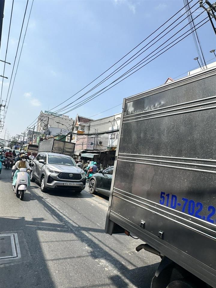 163 m2 giá chỉ 23 tỷ . nhà 3 tầng mt âu cơ , tân phú . 4.05 x 32m nở hậu 8,5m .