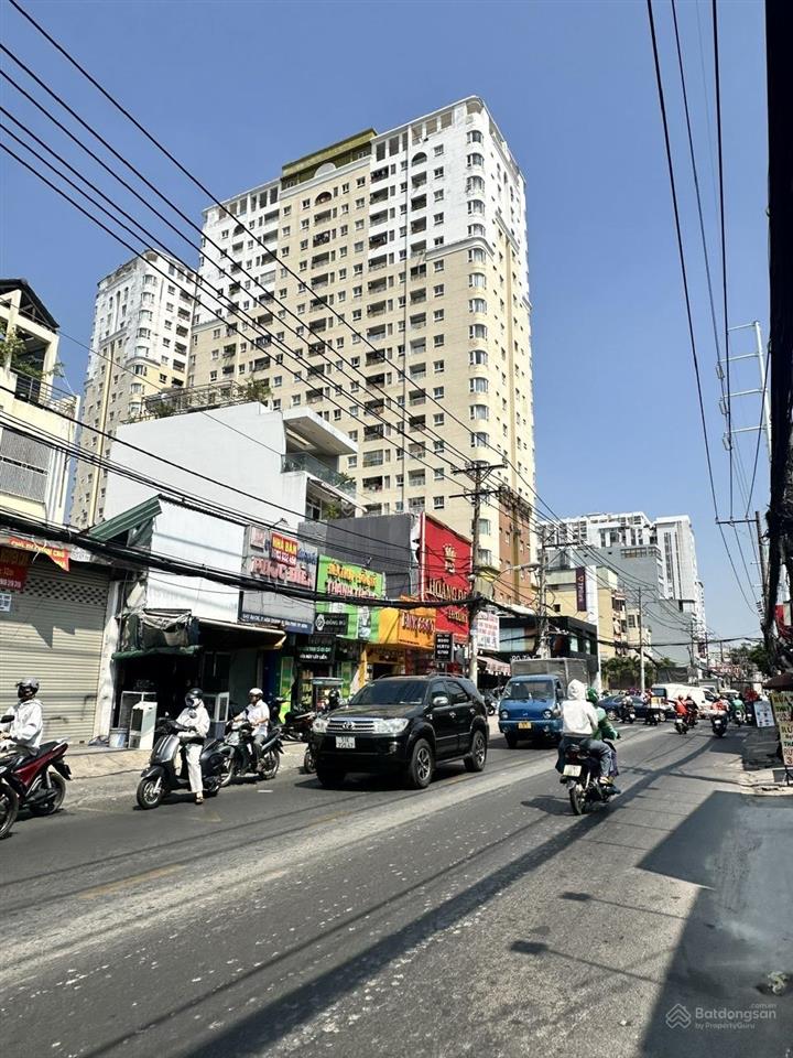 163 m2 giá chỉ 23 tỷ . nhà 3 tầng mt âu cơ , tân phú . 4.05 x 32m nở hậu 8,5m .