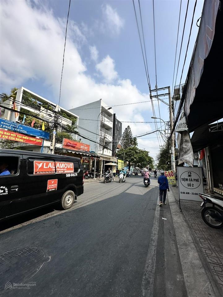 23 tỷ. góc 2 mt nguyễn hữu tiến q.tân phú.7,65 x 17,6m  nh 8,2m .