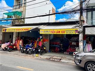 4,8m x 19m  mt phú thọ hoà ,q. tân phú . giá 19,8 tỷ . tl