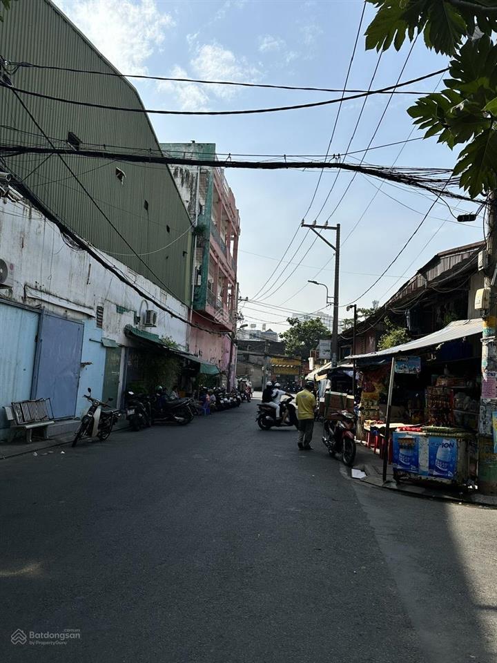 16,9 tỷ  nhà 6 tầng sát mặt tiền thoại ngọc hầu, q. tân phú 5,8 x 17,5m