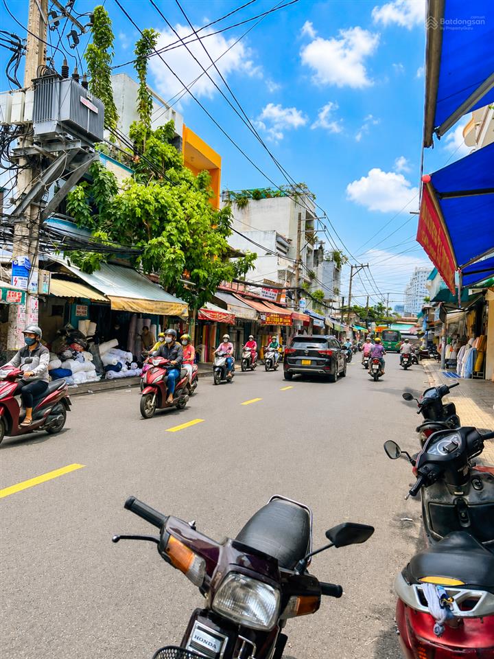 Chỉ hơn 170 triệu/m2  sở hữu 150 m2 mặt tiền khu chợ vải lê văn phan cơ hội hiếm tại tân phú.