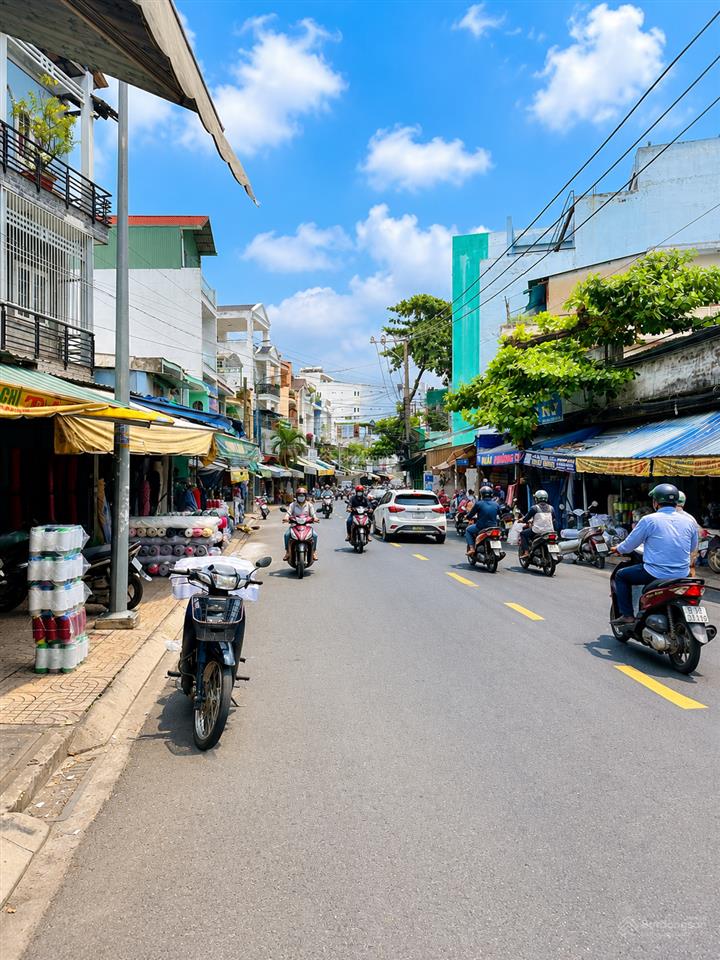 Chỉ hơn 170 triệu/m2  sở hữu 150 m2 mặt tiền khu chợ vải lê văn phan cơ hội hiếm tại tân phú.