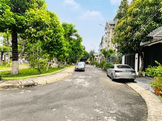 27 tỷ còn 24,5 tỷ. biệt thự 4 tầng 2 mặt tiền hẻm xe hơi p. tân sơn nhì. 9 x 30m giá 24,5 tỷ tl