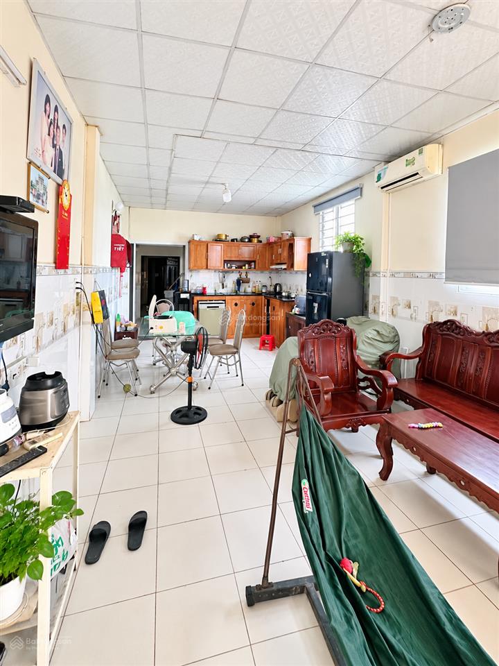 15 tỷ giảm còn 13,3 tỷ. mt lê trọng tấn  tây thạnh q. tân phú