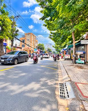 Chỉ 14 tỷ. mặt tiền tân quý 4,7 x 16m  đang cho thuê 26 triệu /tháng