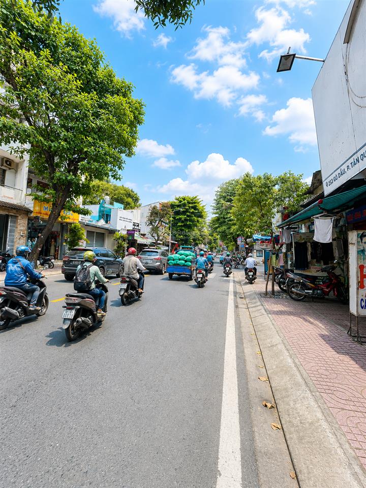 17,5 tỷ giảm còn 16,8 tỷ, nhà 3 tầng mặt tiền kinh doanh gò dầu tân sơn nhì. tân phú